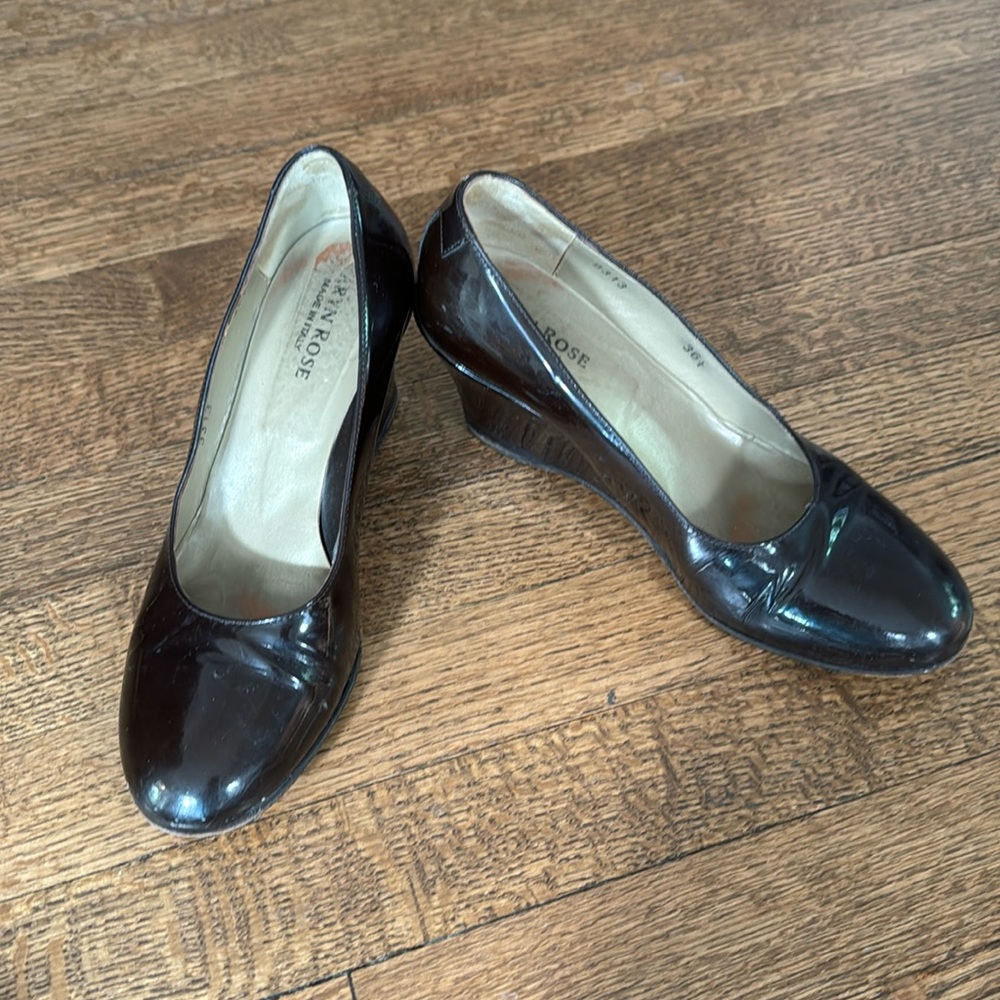 Taryn Rose patent leather wedge heels size 36.5